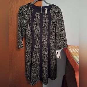 Julian Taylor NWT Elegant Black and White Patterned Fit And Flare Dress Size 12